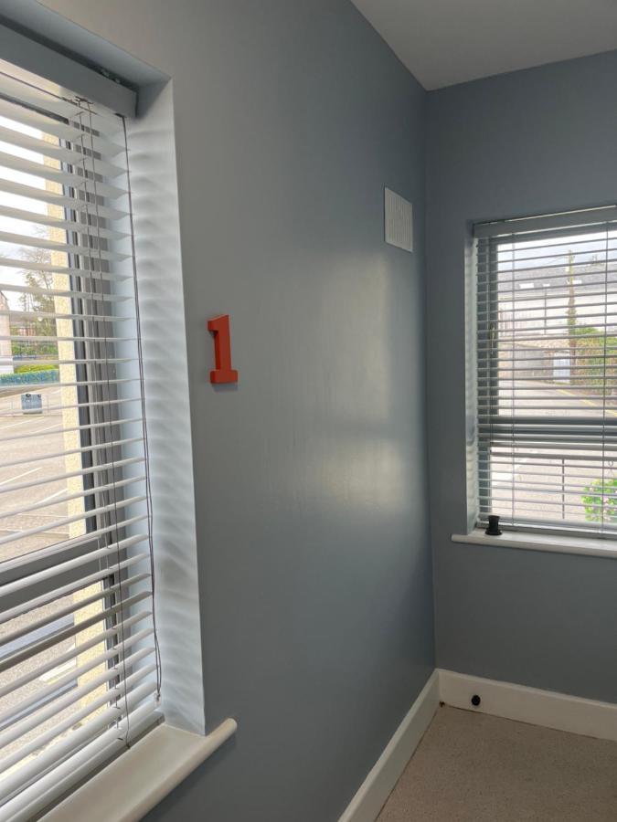 2 Bedroom Apartment Central Town Location Enniscorthy Esterno foto